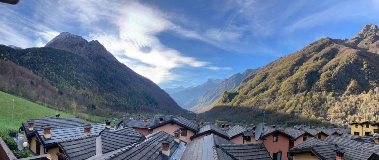 Finestra Sulle Alpi Orobie Apartment Valbondione Luaran gambar