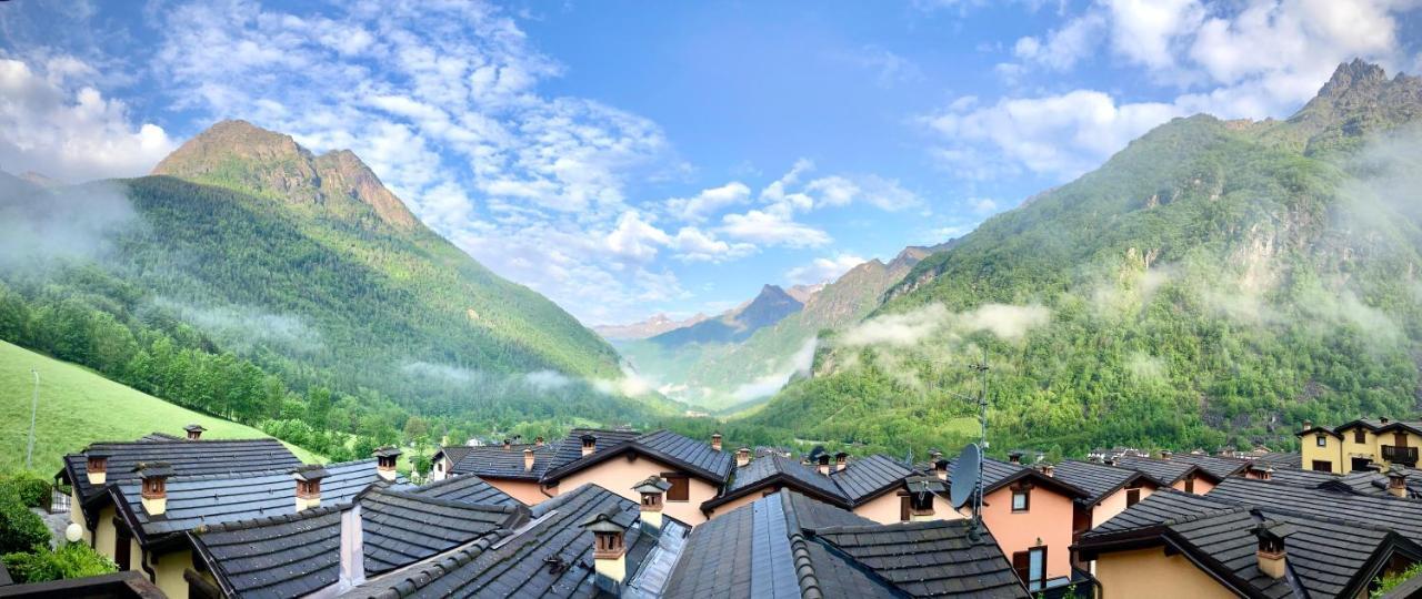 Finestra Sulle Alpi Orobie Apartment Valbondione Luaran gambar